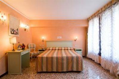 фото отеля Hotel Firenze Venice