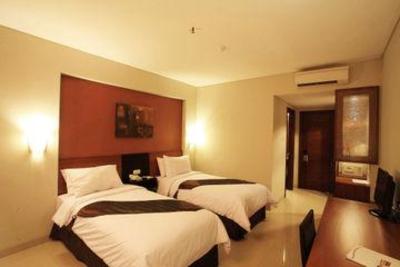 фото отеля Aston Tanjung City Hotel