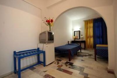 фото отеля Sergis Hotel