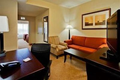 фото отеля Country Inn and Suites Lakeland