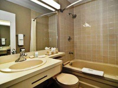 фото отеля Best Western Aurora Inn