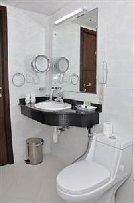 фото отеля Phoenix Plaza Hotel Apartments