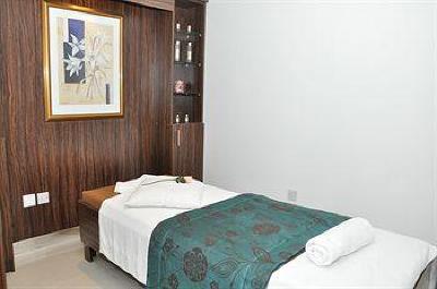 фото отеля Phoenix Plaza Hotel Apartments