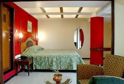 фото отеля Ramee Guestline Dadar Hotel