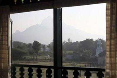 фото отеля Sparsa Resort Thiruvannamalai