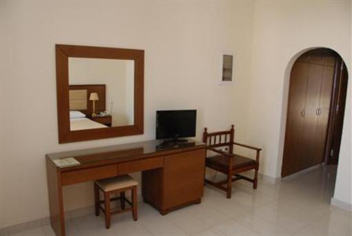 фото отеля Paleos Apartments Ialysos