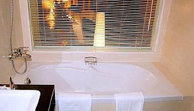 фото отеля Kingsgate Hotel