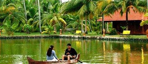 фото отеля Kondai Lip Backwater Heritage Resort Ezhupunna