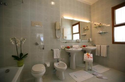 фото отеля Hotel Excelsior Jesolo