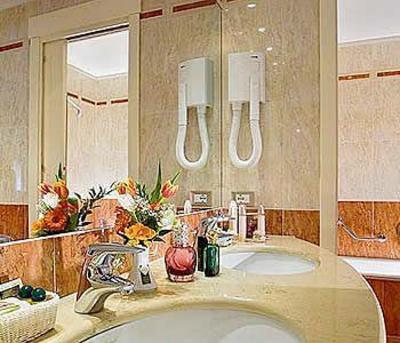 фото отеля Hotel Bristol Buja