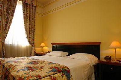 фото отеля Hotel Villa Kinzica Sale Marasino