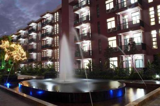 фото отеля Lilac International Suites