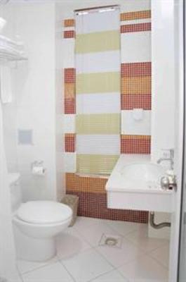 фото отеля Lilac International Suites