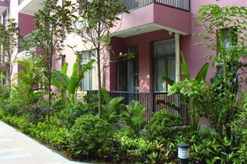 фото отеля Lilac International Suites