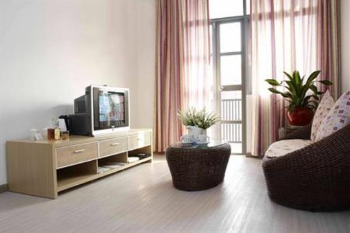 фото отеля Lilac International Suites