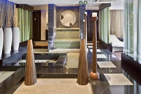 фото отеля Crowne Plaza Johannesburg - The Rosebank