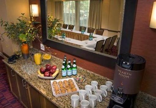 фото отеля Residence Inn Arlington Courthouse
