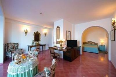 фото отеля Hotel Belair Sorrento