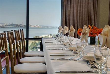 фото отеля Hilton Garden Inn San Francisco/Oakland Bay Bridge