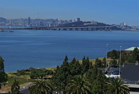 фото отеля Hilton Garden Inn San Francisco/Oakland Bay Bridge