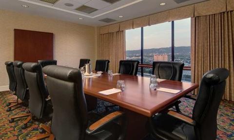 фото отеля Hilton Garden Inn San Francisco/Oakland Bay Bridge