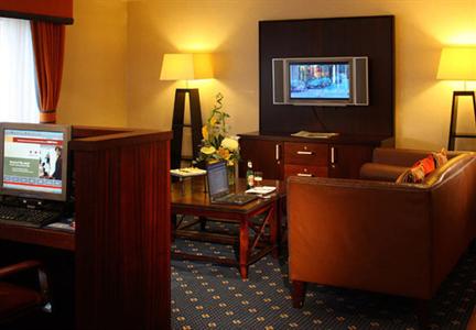 фото отеля Aberdeen Marriott Hotel