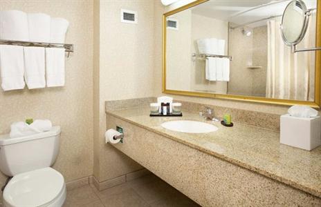 фото отеля Embassy Suites Sacramento - Riverfront Promenade