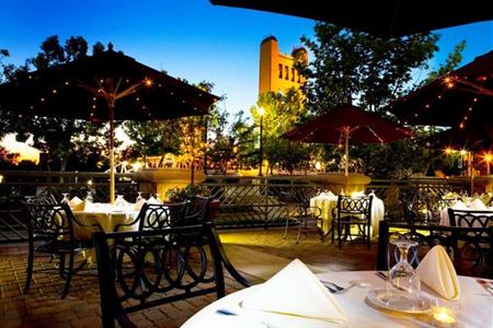 фото отеля Embassy Suites Sacramento - Riverfront Promenade