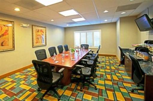 фото отеля Holiday Inn Express Hotel & Suites Tucson