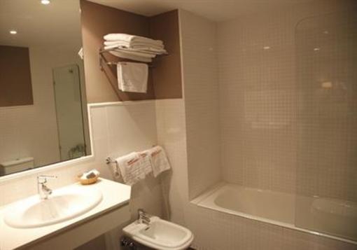 фото отеля Hotel Cesaraugusta