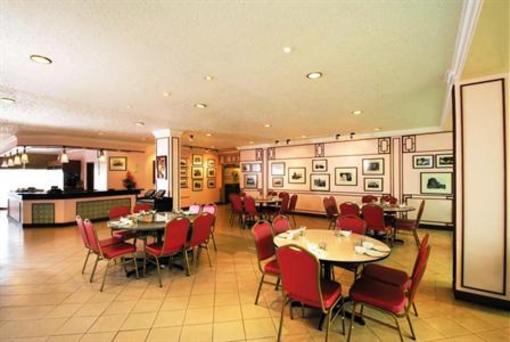 фото отеля First World Hotel