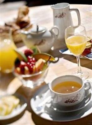 фото отеля Les Bartavelles Hotel Embrun