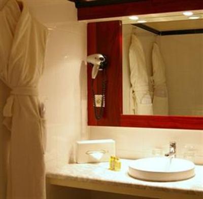 фото отеля Hotel Roi Theodore Porto-Vecchio