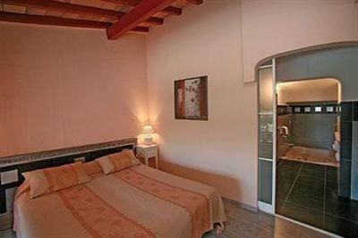 фото отеля Hotel Roi Theodore Porto-Vecchio