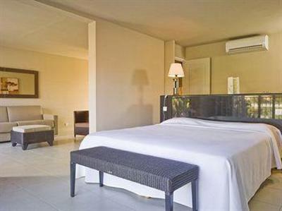 фото отеля Hotel Roi Theodore Porto-Vecchio