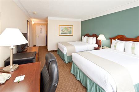 фото отеля Holiday Inn Mayfield Cleveland (Ohio)