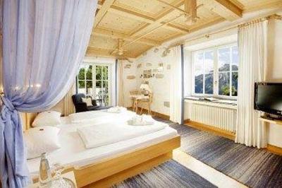 фото отеля Hotel Hirsch Fussen
