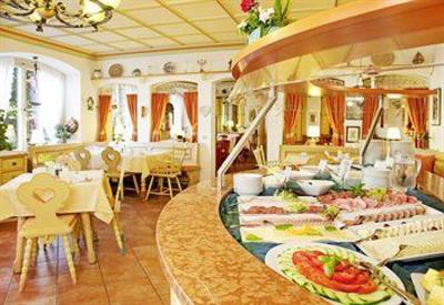 фото отеля Hotel Hirsch Fussen