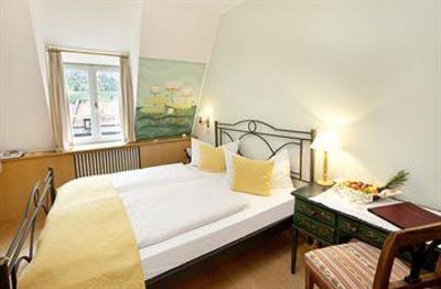фото отеля Hotel Hirsch Fussen
