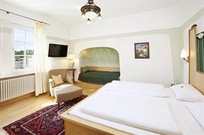 фото отеля Hotel Hirsch Fussen