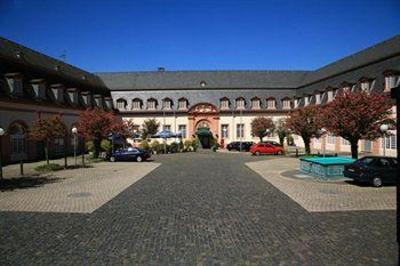 фото отеля Schlosshotel Weilburg