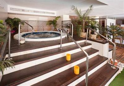 фото отеля Confortel Calas de Conil