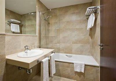 фото отеля Confortel Calas de Conil
