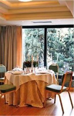 фото отеля The Park Hotel Piraeus