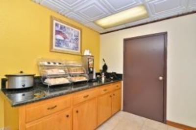 фото отеля BEST WESTERN Northwind Inn and Suites