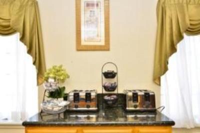 фото отеля BEST WESTERN Northwind Inn and Suites