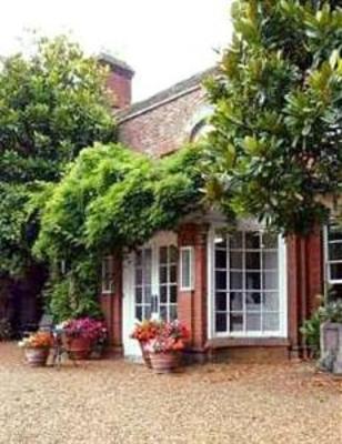 фото отеля Belstead Brook Hotel