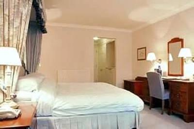 фото отеля Belstead Brook Hotel