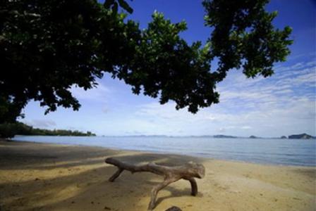 фото отеля Anyavee Tubkaek Beach Resort