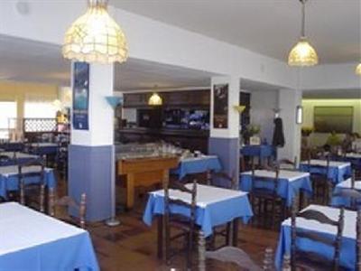 фото отеля Hotel Du Port Canet-en-Roussillon
